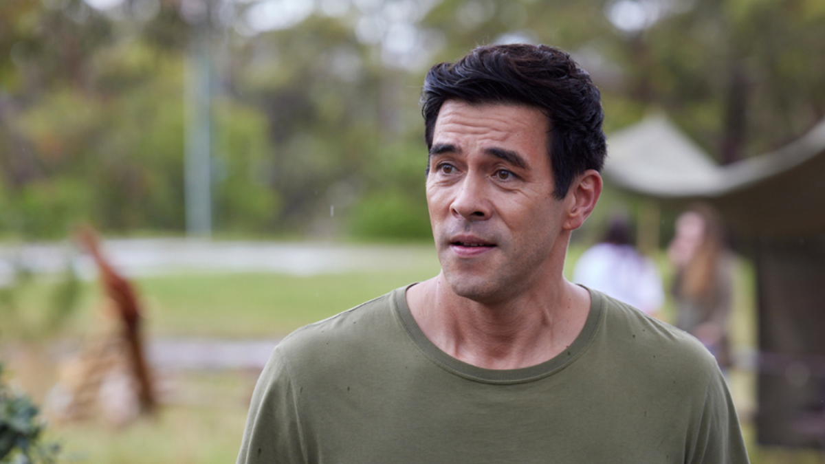 Home And Away Spoilers: Justin is shot in a desperate dash for freedom ...