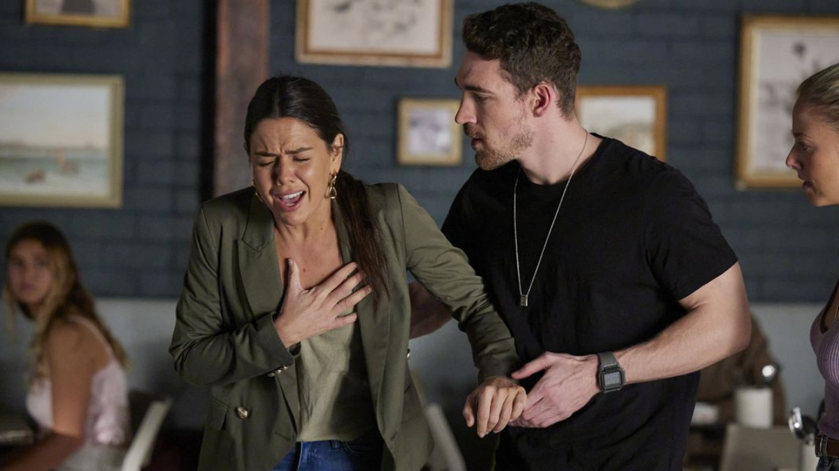 Home and Away reveals Mackenzie's shocking health scare in 15 spoiler